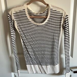 Size XS. Top by Loft